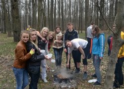 Конкурс варіння каші на вогнищі